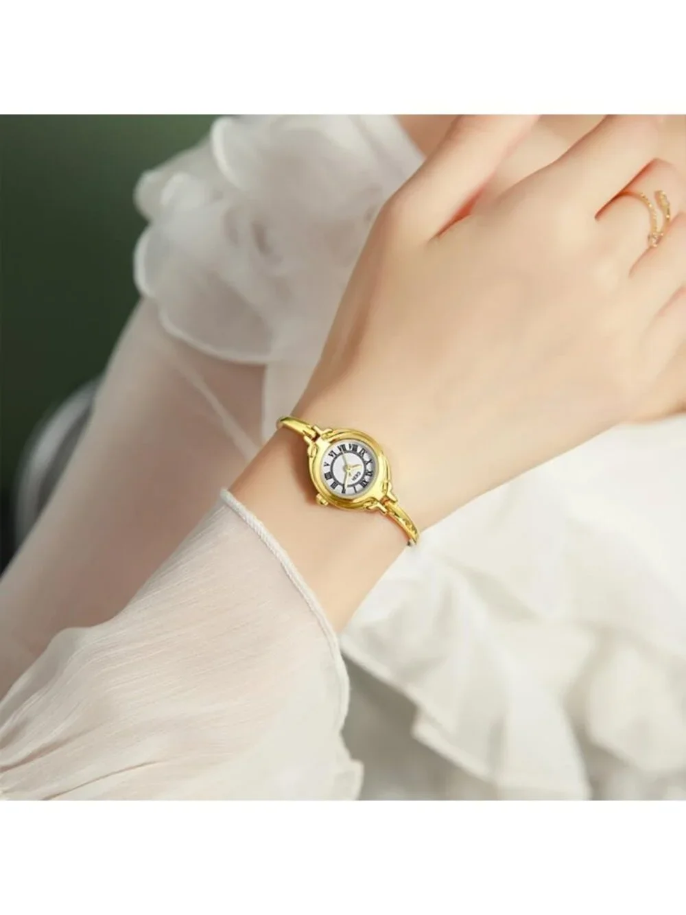 Women's Gold White Small Dial Bangle Thin Strap Classic Vintage Style Watches